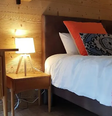 La Chouette Maison - Chambres D'Hotes Et Gite En Ville Bed & Breakfast *