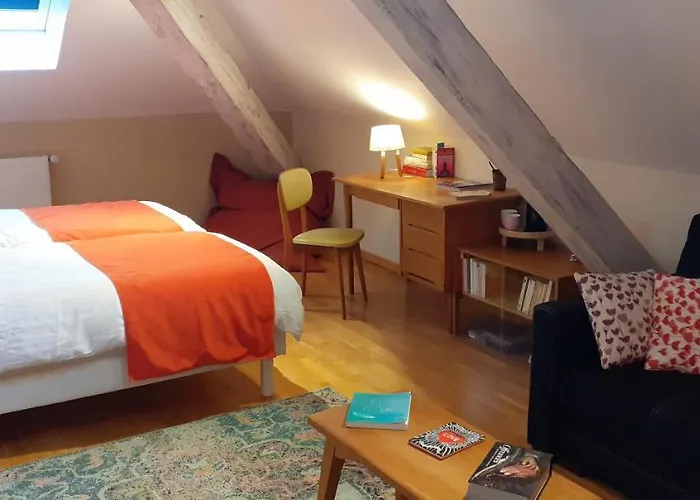 住宿加早餐酒店 La Chouette Maison - D'hotes Et En 勒米尔蒙