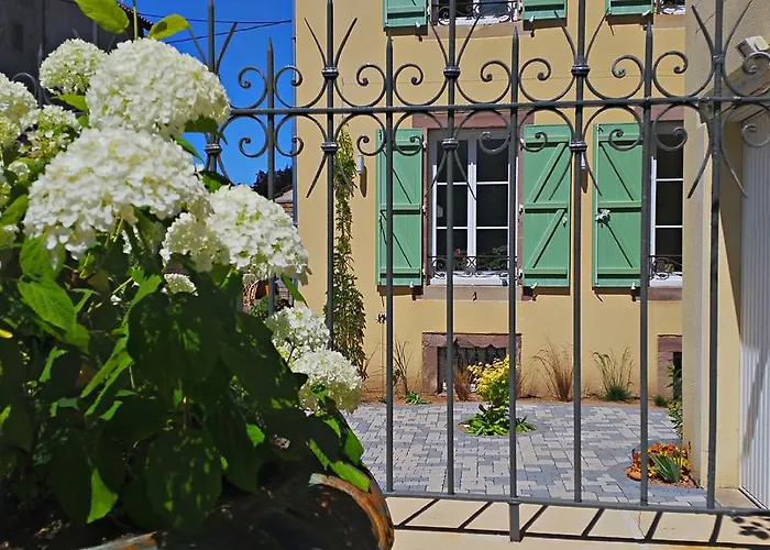 住宿加早餐酒店 La Chouette Maison - D'hotes Et En 3*