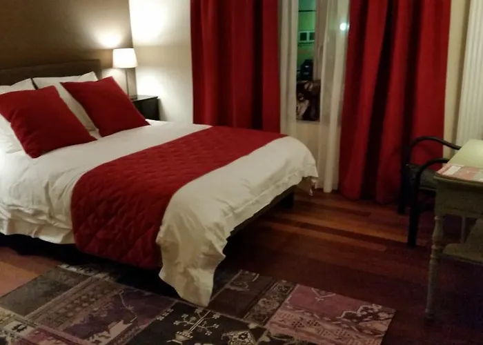 住宿加早餐酒店 La Chouette Maison - D'hotes Et En 3*