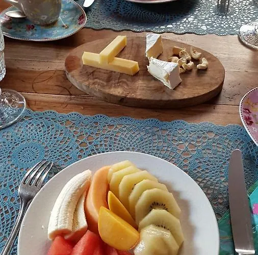 住宿加早餐酒店 La Chouette Maison - D'hotes Et En 勒米尔蒙